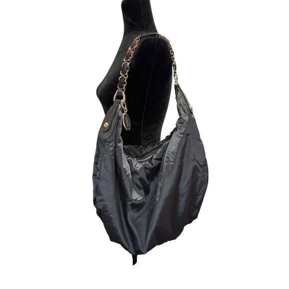 TOD’S Black Nylon Shoulder Bag w/ Gold Chain Strap & Leather Trim, Italy - Picture 1 of 13